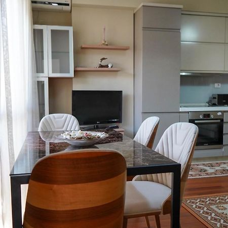Lovely Apartment In The Heart Of ティラナ エクステリア 写真