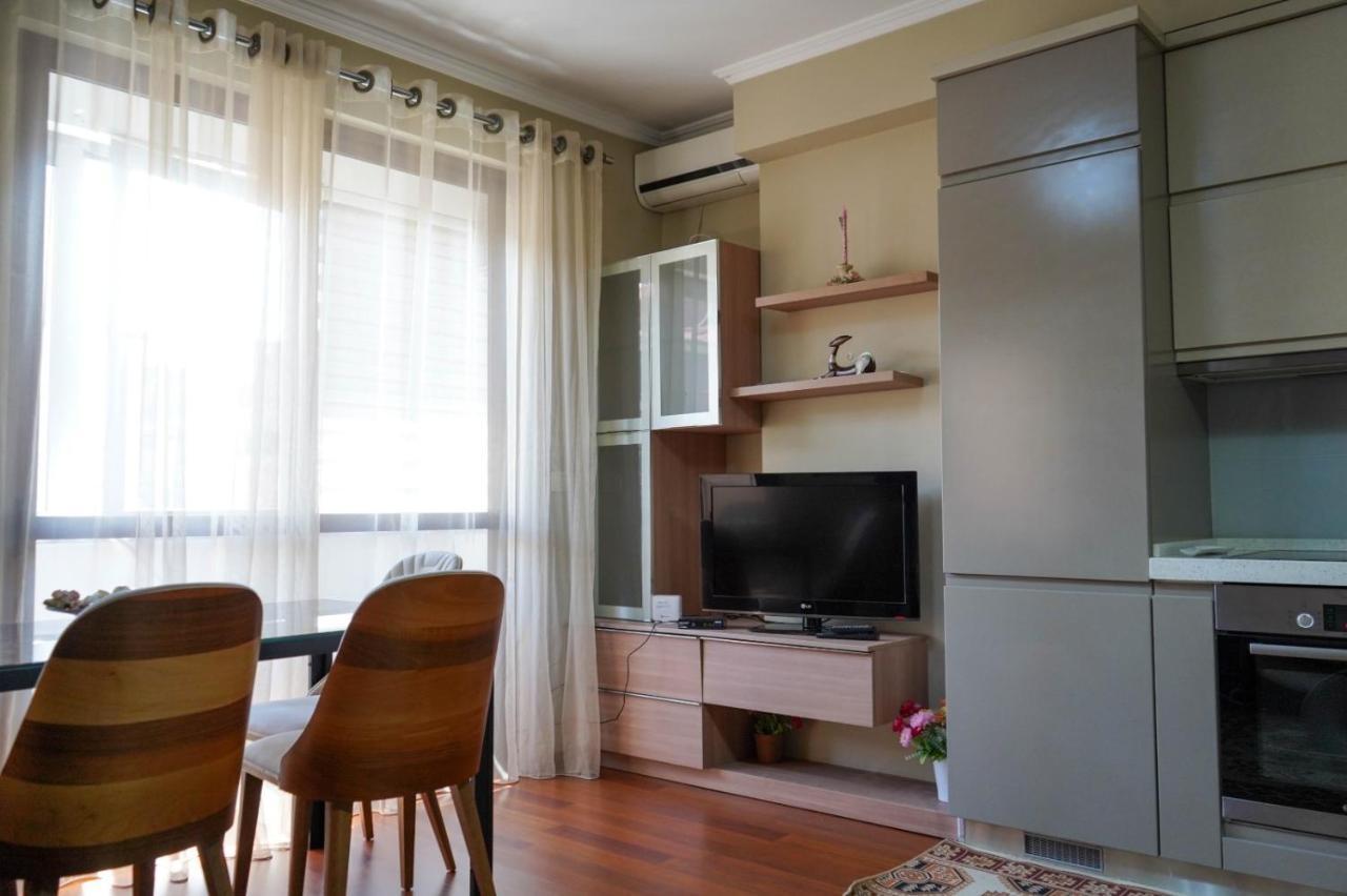 Lovely Apartment In The Heart Of ティラナ エクステリア 写真