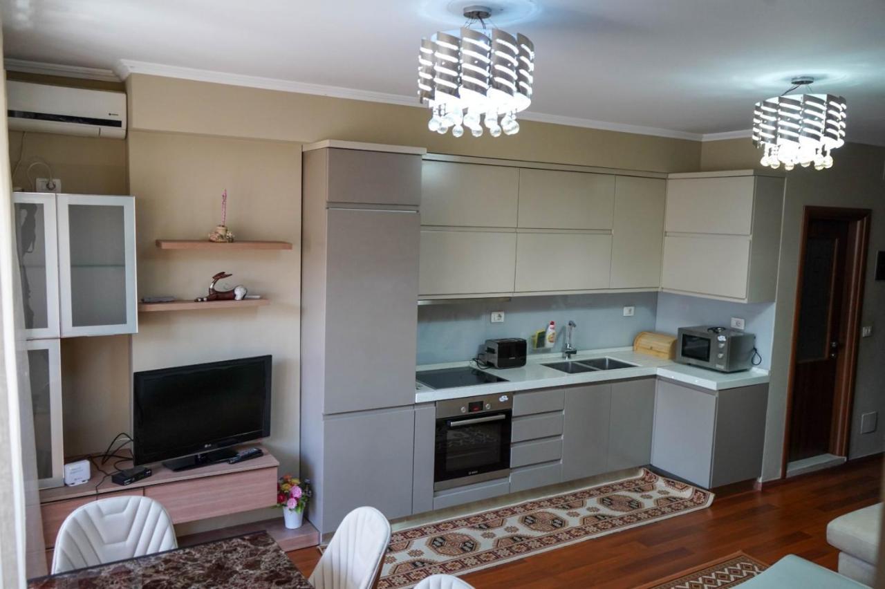 Lovely Apartment In The Heart Of ティラナ エクステリア 写真